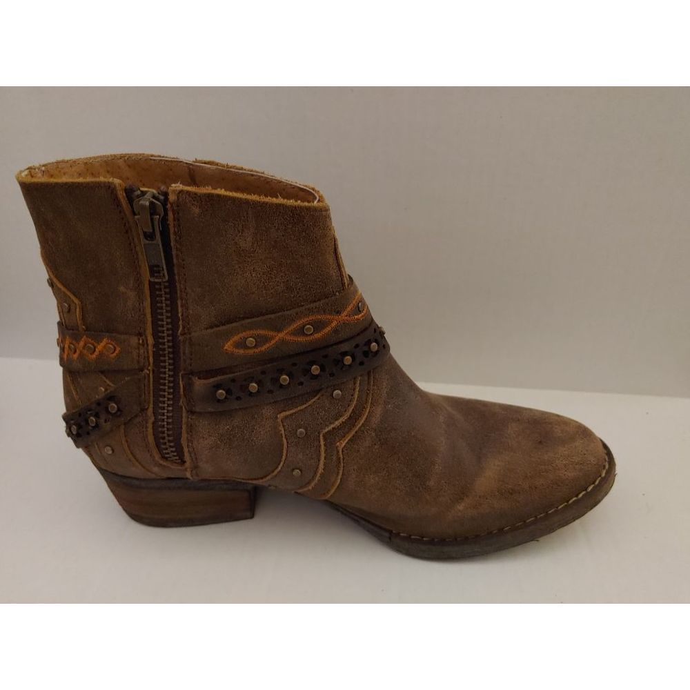 Circle G By Corral western Country cowgirl leather ankle boots side 8.5